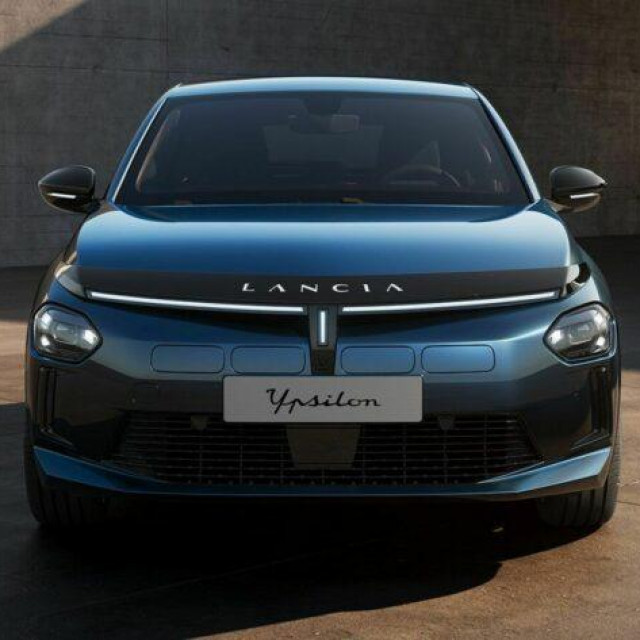 Lancia Ypsilon