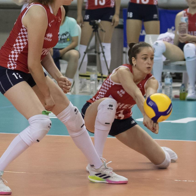 Ana Ištuk 